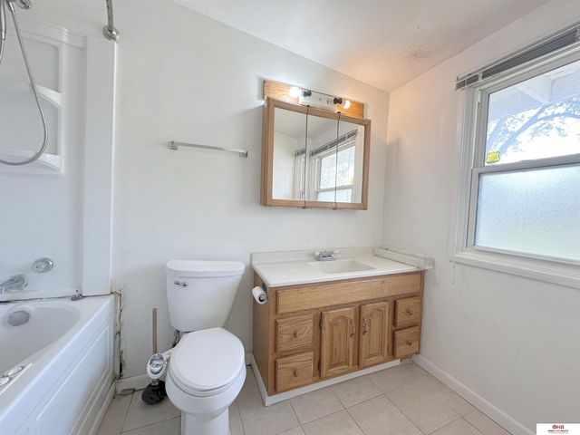 4925 Colfax Avenue, Lincoln, NE 68504