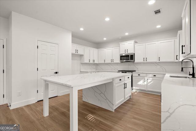 4305 Evans Farms Drive, Cumming, GA 30040