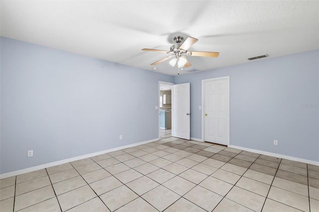 3002 LORIMER CT, Groveland, FL 34736