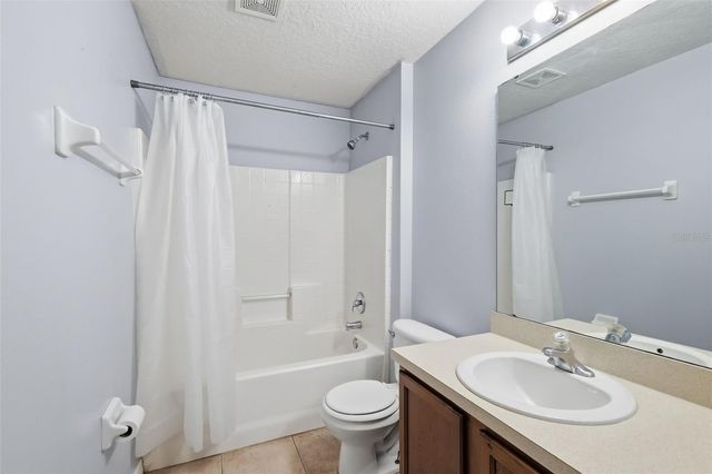 3002 LORIMER CT, Groveland, FL 34736