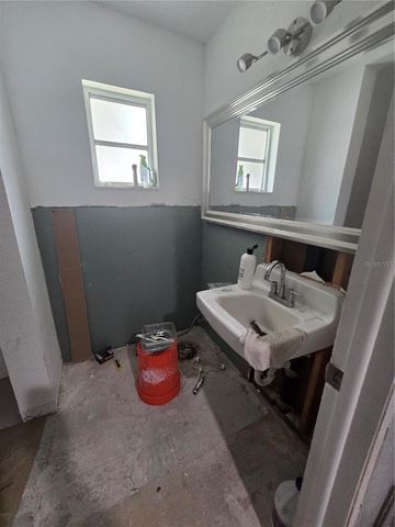 908 GRAND CENTRAL STREET, Clearwater, FL 33756