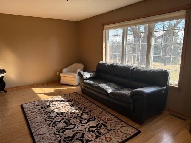 23028 758th Avenue, Albert Lea, MN 56007