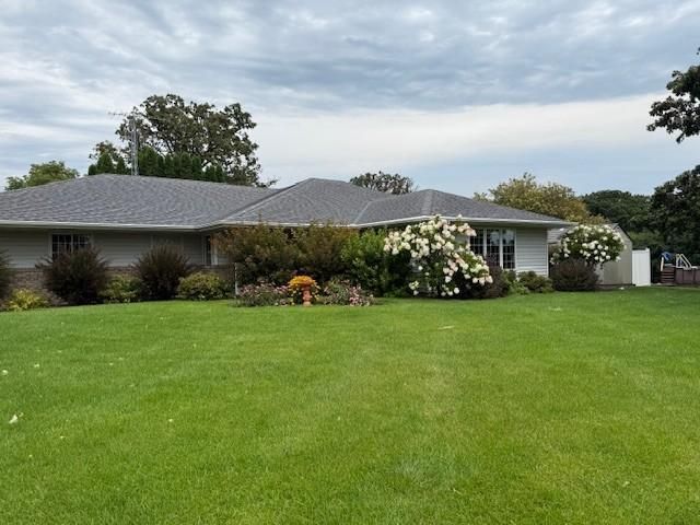 23028 758th Avenue, Albert Lea, MN 56007