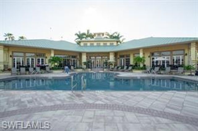 3993 Bishopwood Ct E Unit 204, Naples, FL 34114