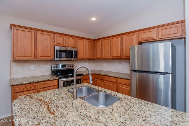 35510 N GURNSEY Trail, San Tan Valley, AZ 85143