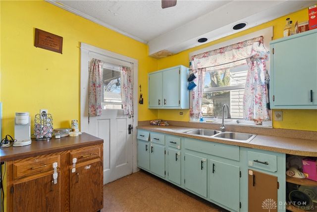 713 Sunnyview Avenue, Dayton, OH 45406