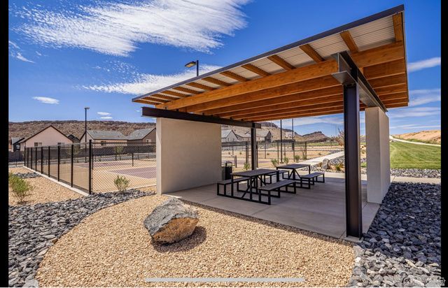 1626 S RIPPLE ROCK DR, Washington, UT 84780