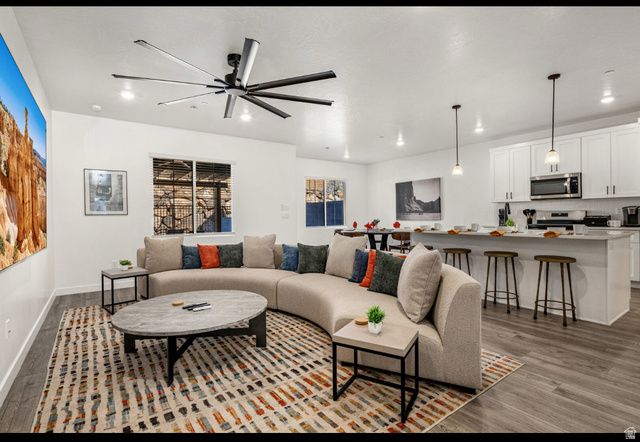 1626 S RIPPLE ROCK DR, Washington, UT 84780