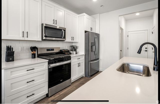 1626 S RIPPLE ROCK DR, Washington, UT 84780