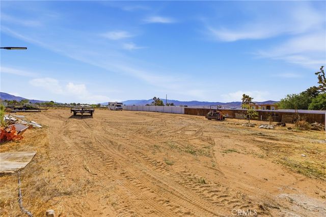 12419 Pawnee, Apple Valley, CA 92308