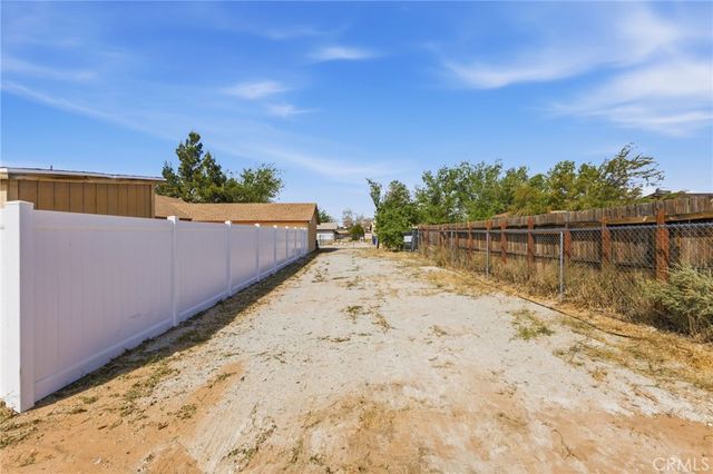 12419 Pawnee, Apple Valley, CA 92308