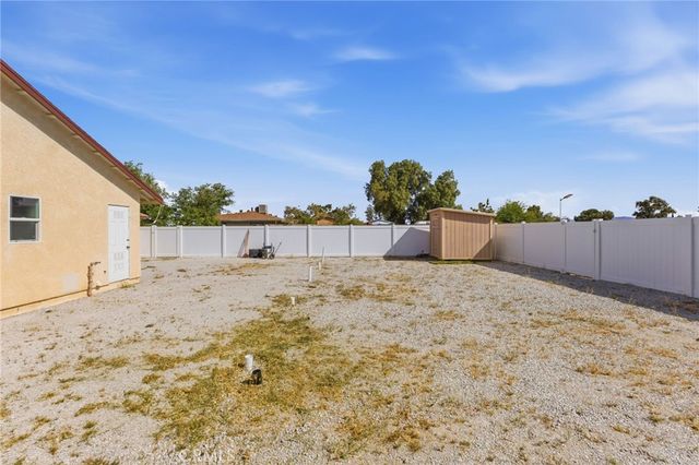 12419 Pawnee, Apple Valley, CA 92308