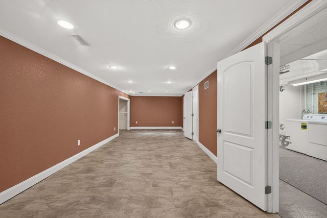 3002 29th Street, Bettendorf, IA 52722
