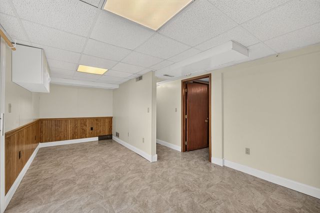 3002 29th Street, Bettendorf, IA 52722