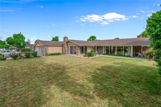 2740 E Cameron, West Covina, CA 91791
