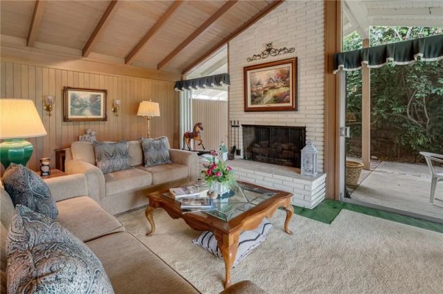 2740 E Cameron, West Covina, CA 91791