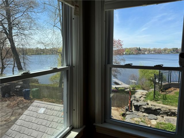 157 Betsey Williams Drive, Warwick, RI 02889