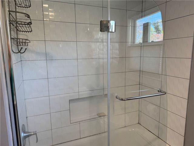 157 Betsey Williams Drive, Warwick, RI 02889