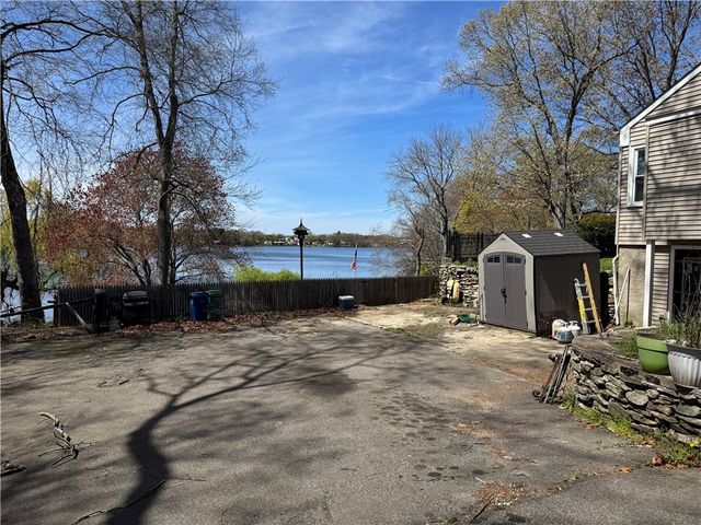 157 Betsey Williams Drive, Warwick, RI 02889