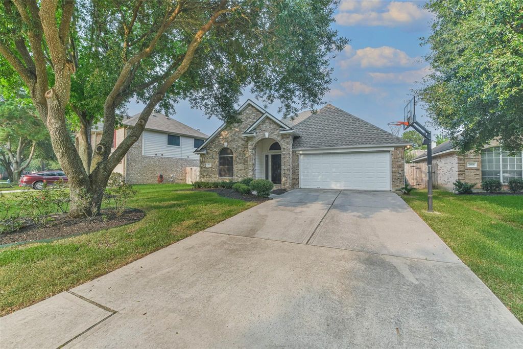 20942 Wind Field Lane, Spring, TX 77379