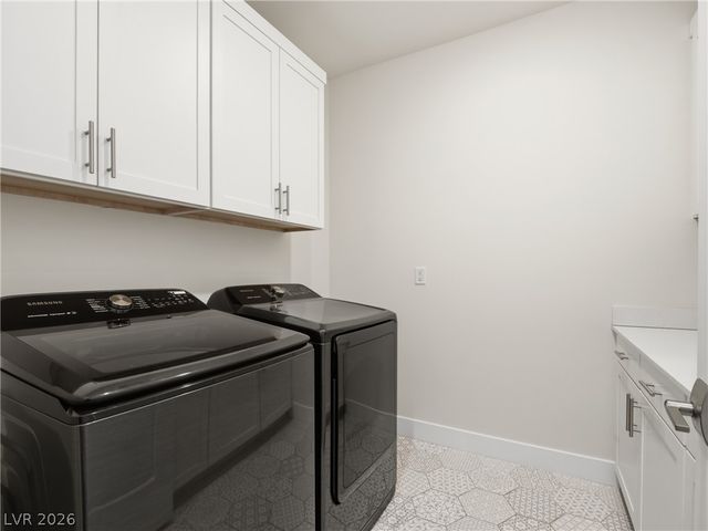2211 Ledge Rock Lane, Henderson, NV 89052