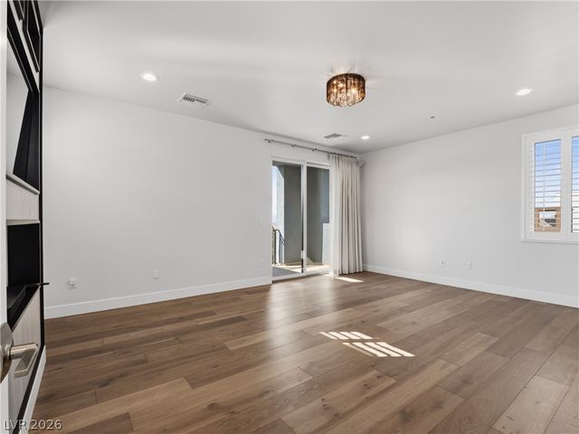 2211 Ledge Rock Lane, Henderson, NV 89052