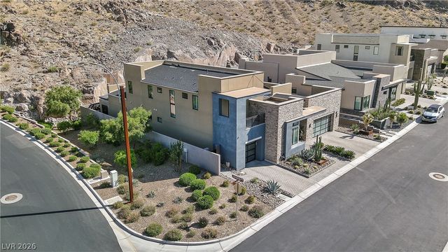 2211 Ledge Rock Lane, Henderson, NV 89052