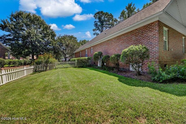 5208 Lone Eagle Court, Wilmington, NC 28409