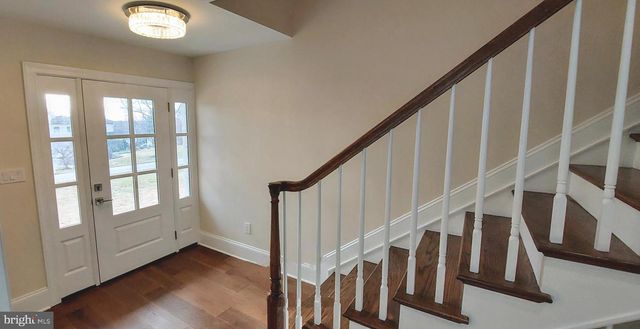 4909 THREADNEEDLE RD, Wilmington, DE 19807