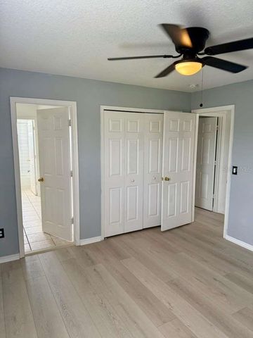 13832 HAWK LAKE DR, Orlando, FL 32837