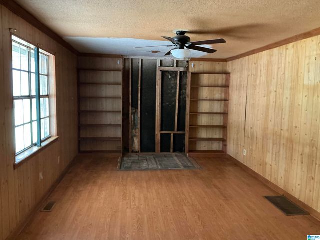 519 ROLAND JOHNSON PARKWAY, Hanceville, AL 35077