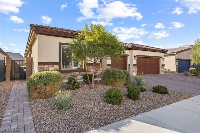 7437 Phoenix Falls Street, North Las Vegas, NV 89084