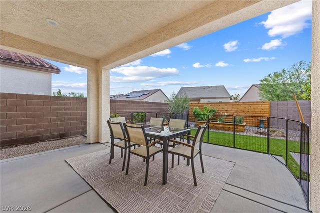 7437 Phoenix Falls Street, North Las Vegas, NV 89084