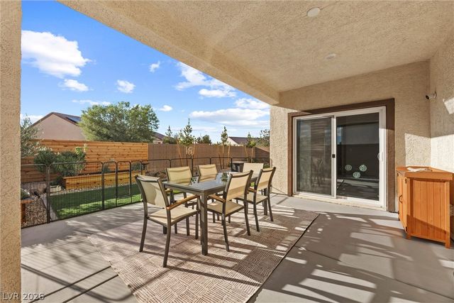 7437 Phoenix Falls Street, North Las Vegas, NV 89084