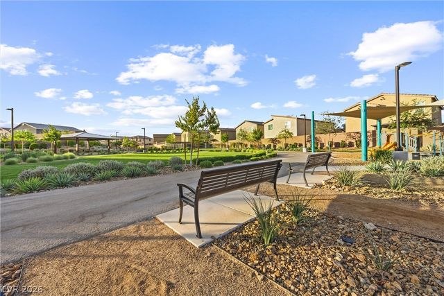 7437 Phoenix Falls Street, North Las Vegas, NV 89084