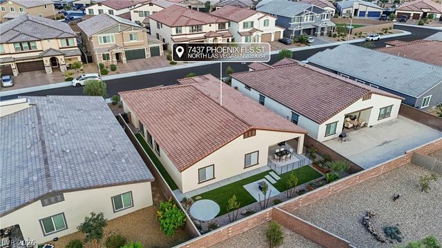 7437 Phoenix Falls Street, North Las Vegas, NV 89084