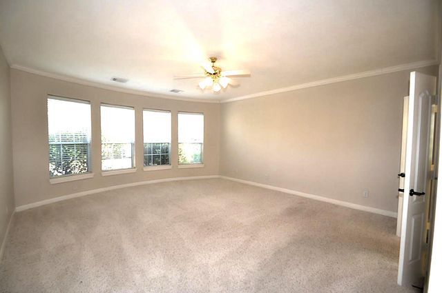 5926 Solar Point Lane, Houston, TX 77041