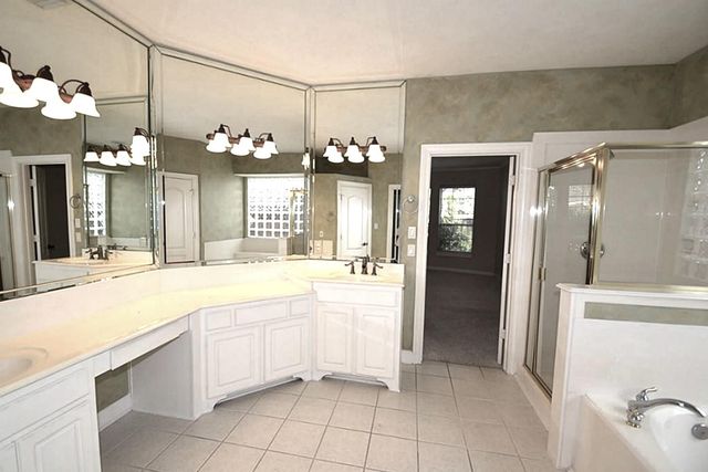 5926 Solar Point Lane, Houston, TX 77041