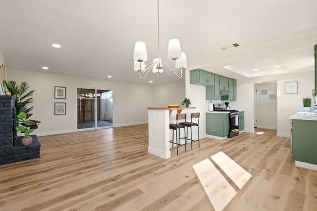 760 Crass Avenue, Hanford, CA 93230