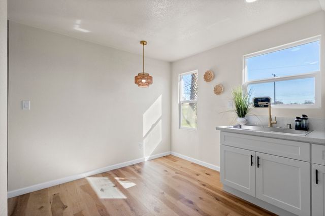 760 Crass Avenue, Hanford, CA 93230