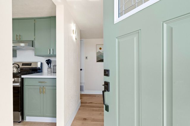 760 Crass Avenue, Hanford, CA 93230