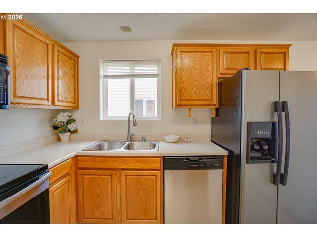 7217 Ne 44TH Way, Vancouver, WA 98662