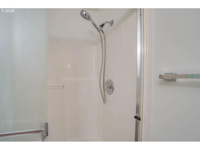 7217 Ne 44TH Way, Vancouver, WA 98662