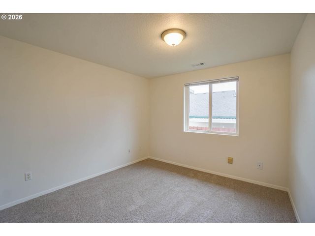 7217 Ne 44TH Way, Vancouver, WA 98662