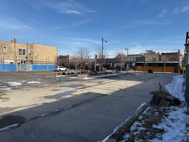 2730 N Western Avenue, Chicago, IL 60647