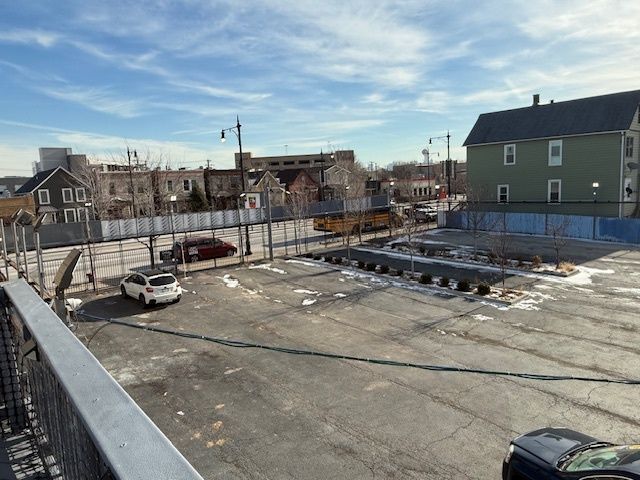 2730 N Western Avenue, Chicago, IL 60647