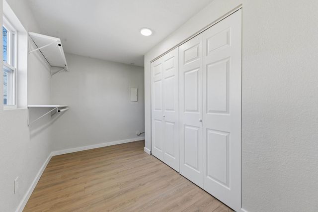 1614 N New York Ave, Wichita, KS 67214