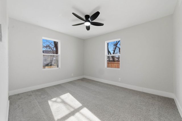 1614 N New York Ave, Wichita, KS 67214