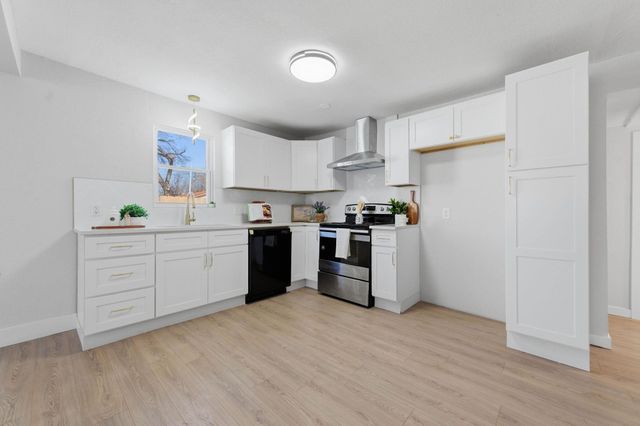 1614 N New York Ave, Wichita, KS 67214