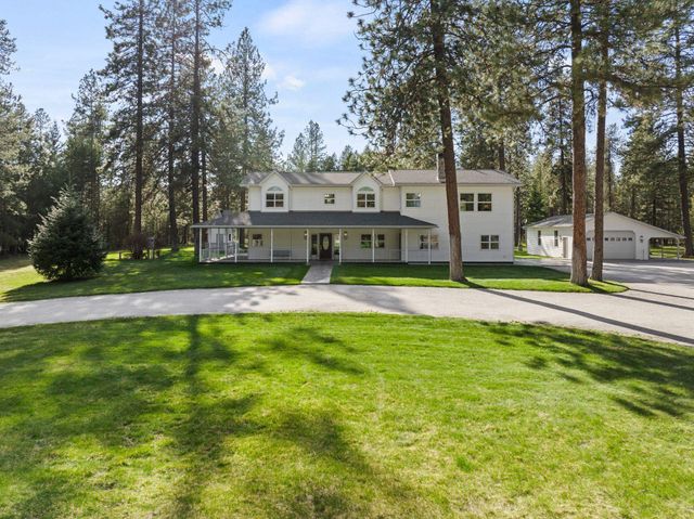 4045 Maple St, Loon Lake, WA 99148